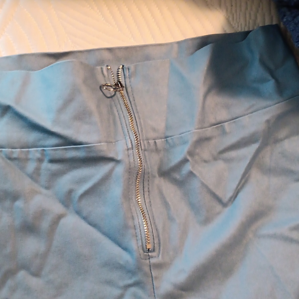 Fashion Nova Blue Rubbery Type Leggings In XL - Picture 3 of 3